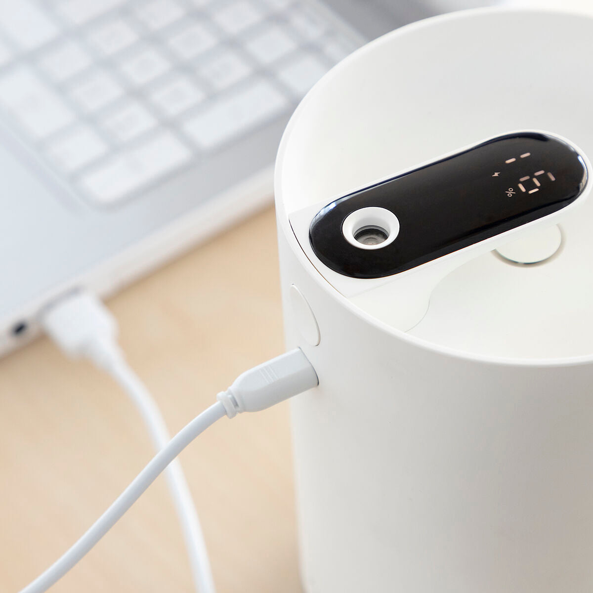 V5H8BA8D3F140450F3E06071CD2CF943317R4155373P10