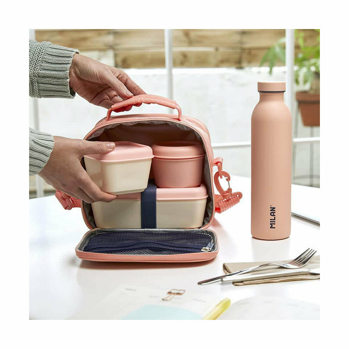 V7HC79DE12F98B7AC965263002566148329R3348441P3