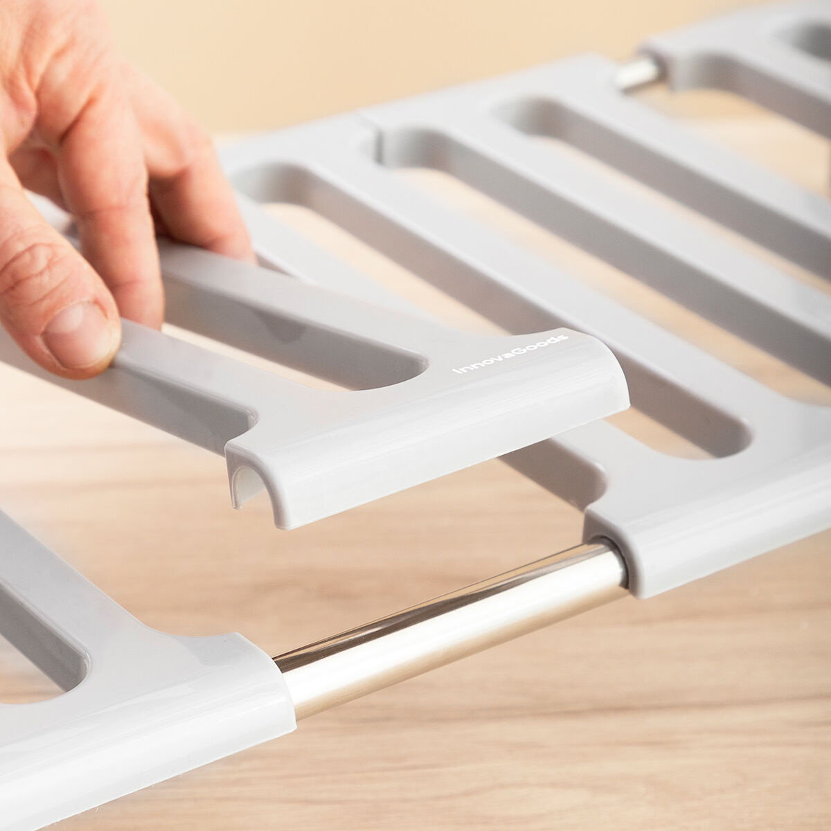 V9HAAD94BD053F824FD16C3418319E9FE80R5256437P6