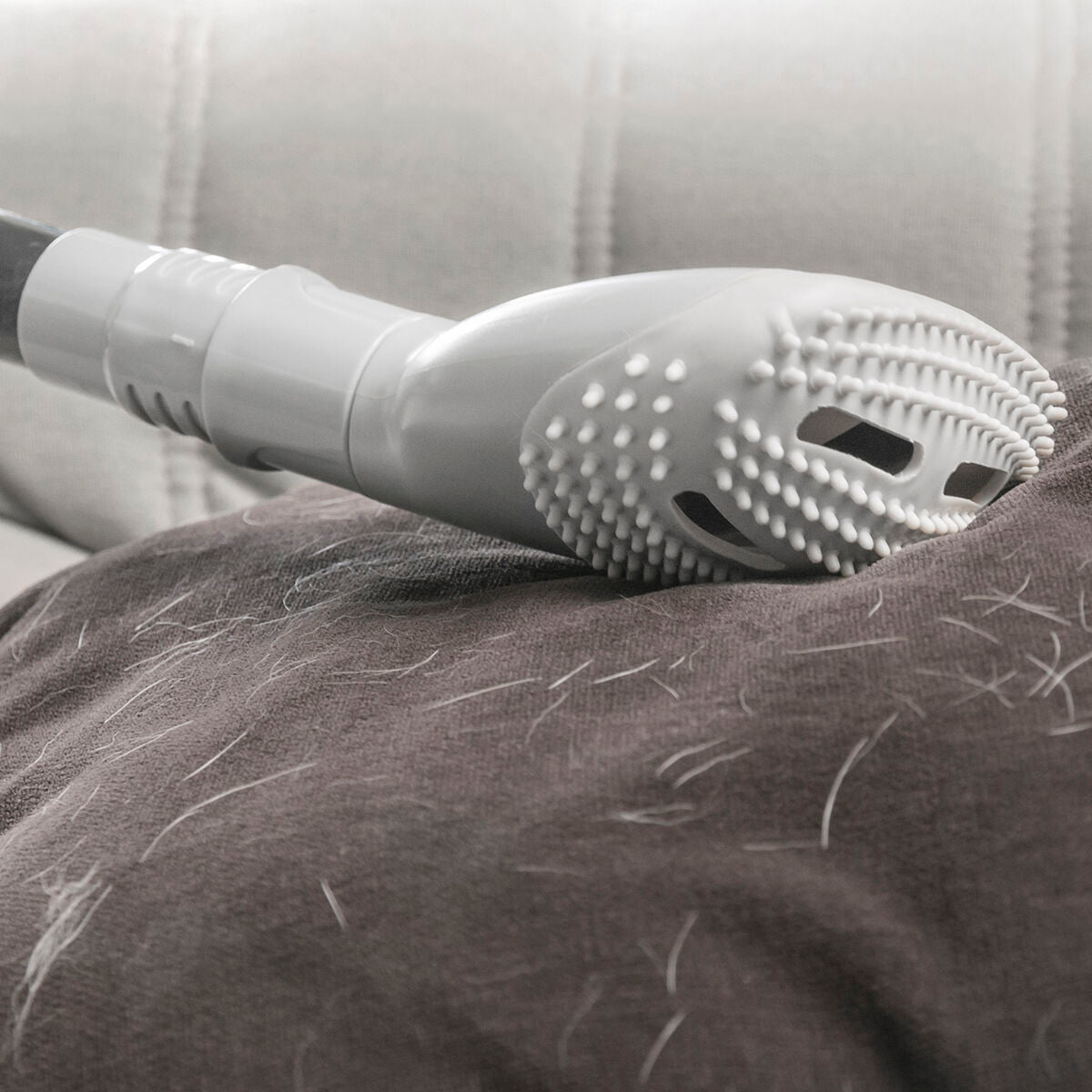 V12HFA143EF59576EC17E050E3AE0509DC5AR5275679P2