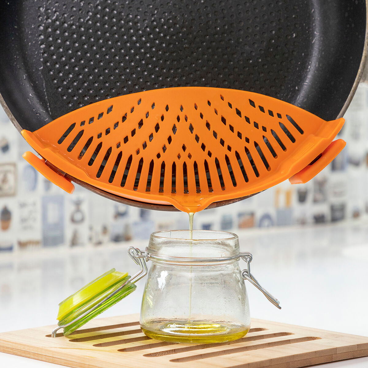 V13HA0D8D37B21F35BD16A6F67BF98C816FCR5267985P2