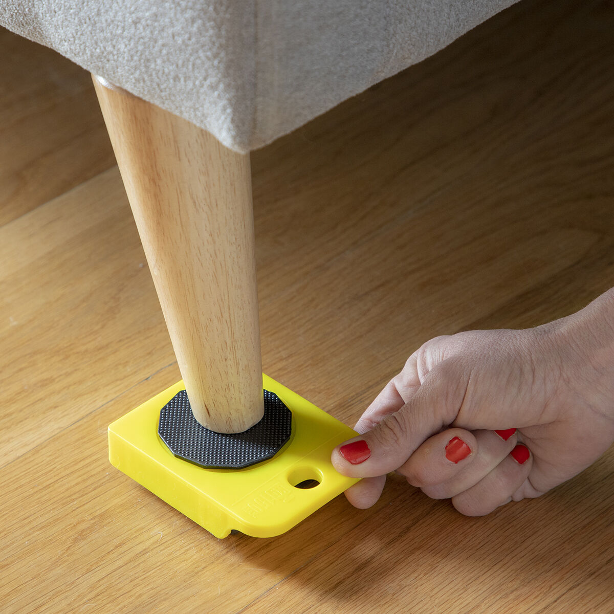 V13H4AF5A7157798AD3A5888481C8C29D0BDR5254915P6