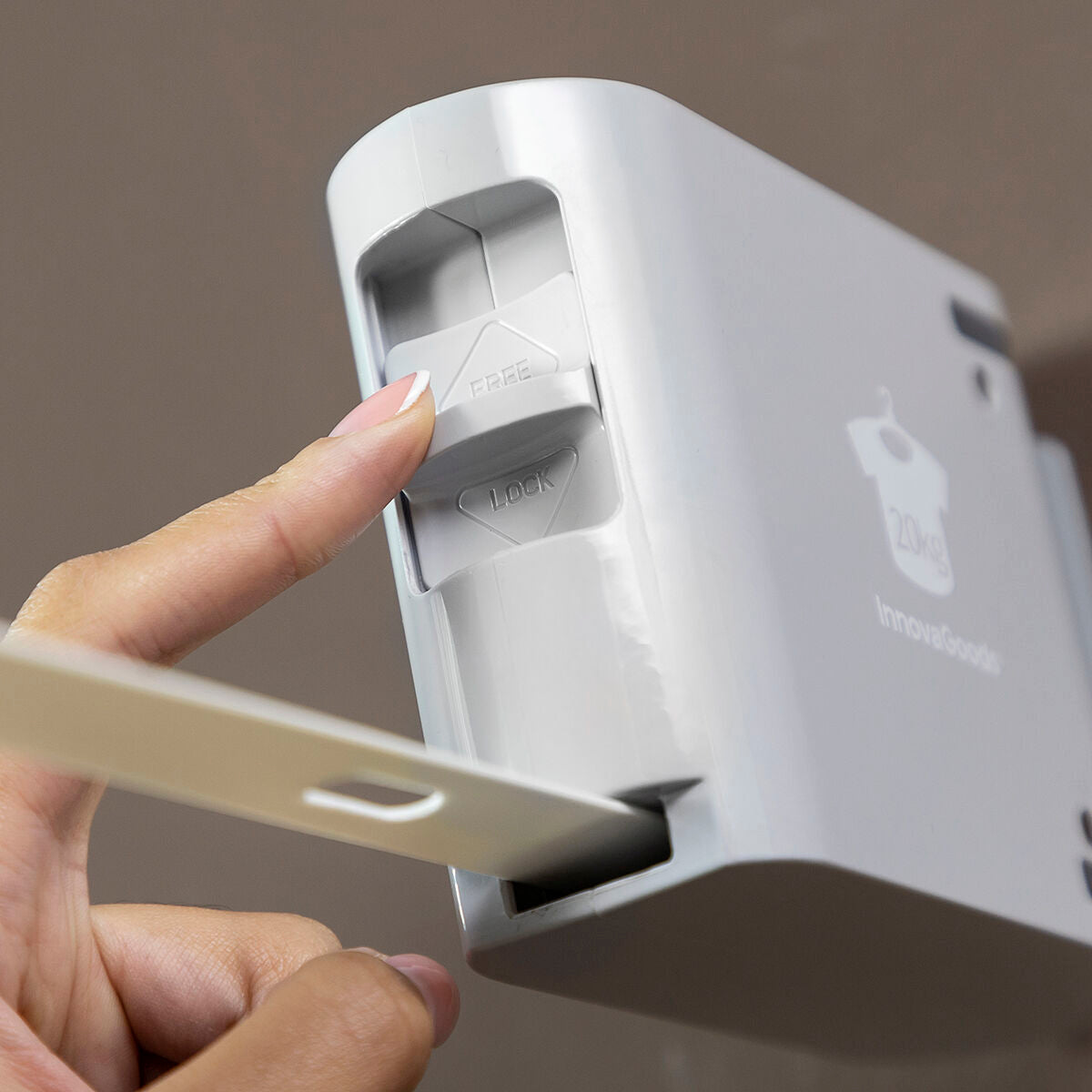 V9H5A859CD9EE750D0AC0105195839CC5A5R4147245P3