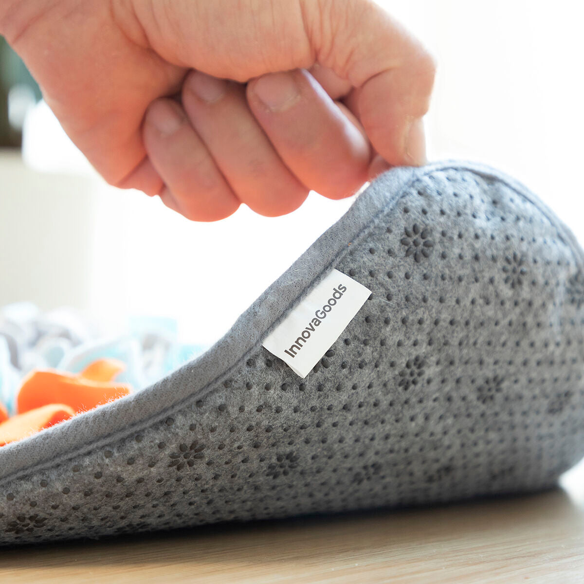 V11H2F492723F9777A25F8A58012551DF1ECR5257742P8