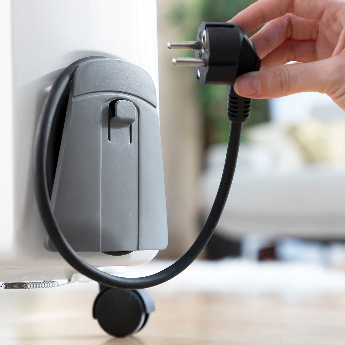 V6H88EFB876FFE7F18B666D8D30F1B66BEBR4087036P9